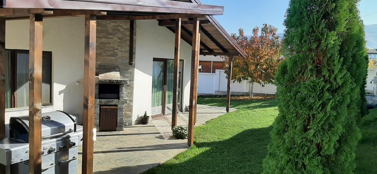 Villa Gardenia Sapareva Banya Bagian luar foto