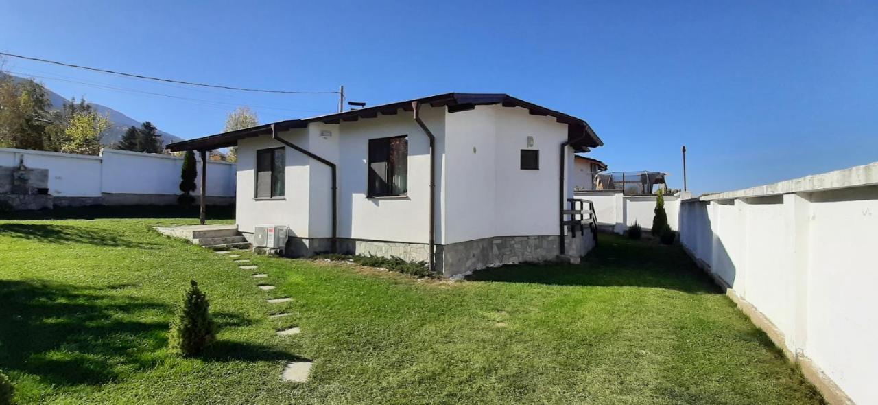 Villa Gardenia Sapareva Banya Bagian luar foto